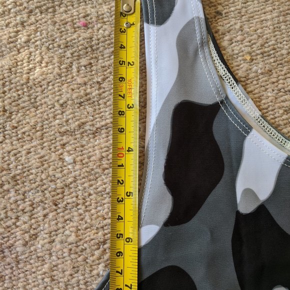 XS Cow Print Yoga Gym Workout Outfit Tank Top Biker Short Set Black Gray White - Picture 8 of 16